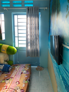 Nhà phố Quận Tân Phú Nhà phố thiết kế 1 trệt, 1 lầu và 1 gác lửng, không có nội thất.