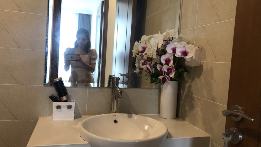 Căn hộ Vinhomes Central Park, Quận Bình Thạnh Căn hộ Vinhomes Central Park tầng 12A thiết kế kỹ lưỡng, có 1 phòng ngủ.