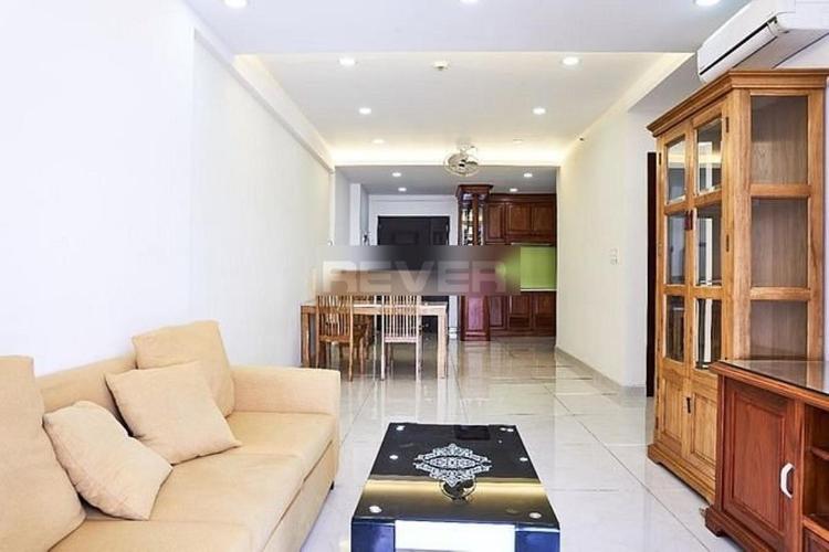 Phòng khách căn hộ Scenic Valley, Quận 7 Căn hộ Scenic Valley view nội khu hồ bơi mát mẻ, đầy đủ nội thất.