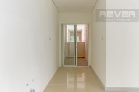 Lobby Căn hộ Dragon Hill 2 tầng trung tháp B 2 phòng ngủ nhà trống