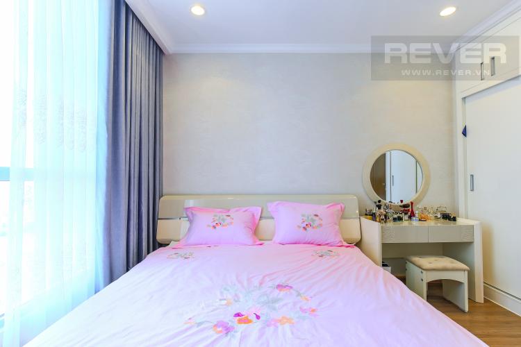 Phòng Ngủ 1 Căn hộ Vinhomes Central Park tầng cao L2, 3 phòng ngủ, nội thất đầy đủ
