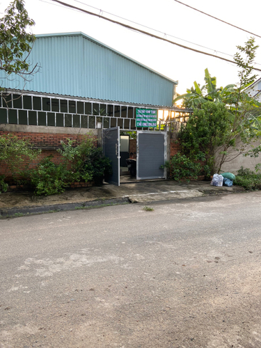 Mặt bằng kinh doanh Quận Thủ Đức Mặt bằng kinh doanh diện tích 200m2, khu dân cư đông đúc.