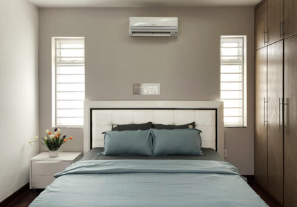 Nhà phố Quận 7 Nhà phố kế bên trường Quốc Tế Canada, thiết kế 1 trệt 2 lầu đầy đủ nội thất.