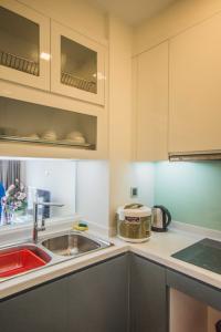 Căn hộ Vinhomes Central Park Bình Thạnh Căn hộ Vinhomes Central Park tầng 21 nội thất đầy đủ, view thành phố