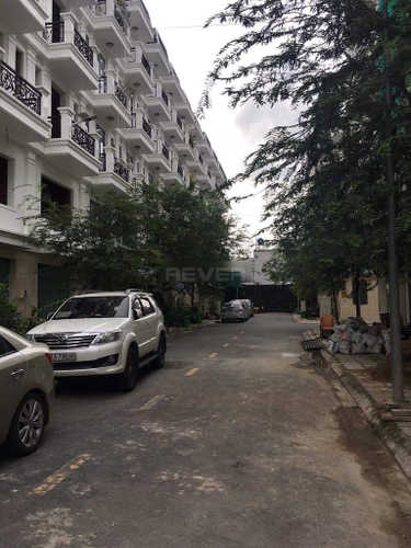 Đường trước nhà phố Quận 12 Nhà phố KDC Song Minh thiết kế 5 tầng kiên cố, không nội thất.