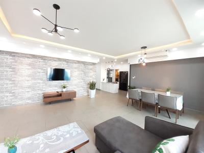 Phòng khách căn hộ Riviera Point Căn hộ tầng cao Riviera Point đầy đủ nội thất hiện đại sang trọng.