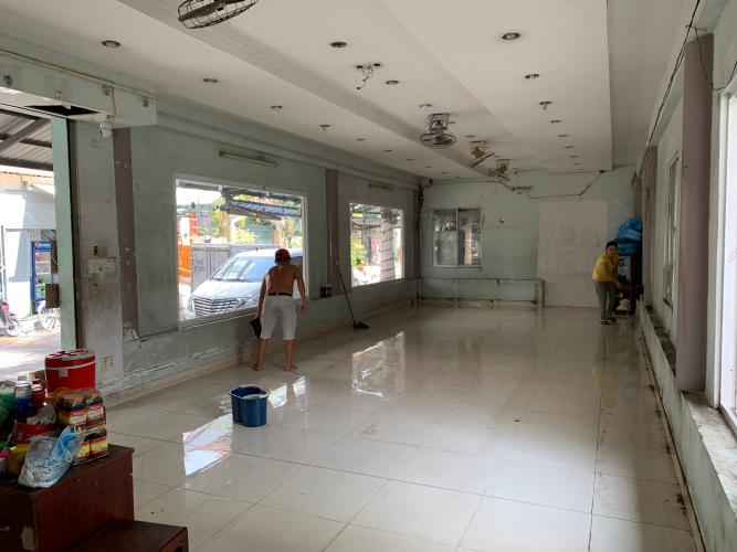 Không gian mặt bằng kinh doanh Quận 2 Mặt bằng kinh doanh Quận 2 diện tích 85m2, đường rộng 7m, tiện kinh doanh