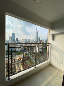 View căn hộ Saigon Royal, Quận 4 Căn hộ Saigon Royal tầng 15 thiết kế hiện đại, đầy đủ nội thất.