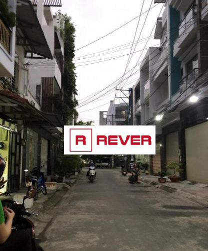 Đường trước nhà phố Quận Tân Bình Nhà phố mới sửa kết cấu 1 trệt, 2 lầu kiên cố, khu dân cư hiện hữu.