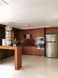 Biệt thự Quận 7 Biệt thự KDC Phú Mỹ diện tích 242m2 đầy đủ nội thất, kế bên trường học Canada.