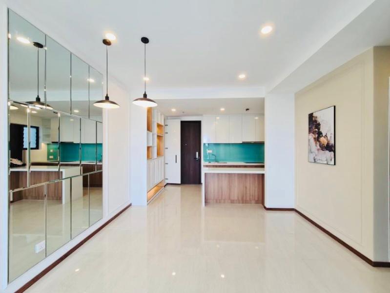 Căn hộ One Verandah hướng Đông Nam, nội thất cơ bản.