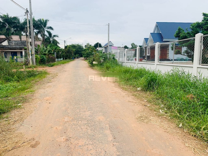 Đất nền Huyện Củ Chi Đất nền mặt tiền đường Nguyễn Thị Quơ diện tích 109.4m2 hướng Đông Bắc.