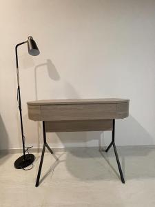 Căn hộ Q2 Thảo Điền, Quận 2 Căn hộ Q2 Thảo Điền tầng 21, đầy đủ nội thất và tiện ích.