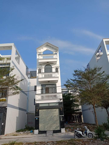 Nhà phố đường Đào Tông Nguyên diện tích 42.1m2, khu dân cư hiện hữu.