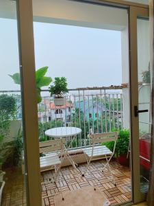 View căn hộ Opal Garden, Thủ Đức Căn hộ tầng 4 Opal Garden cửa hướng Tây, đầy đủ nội thất.