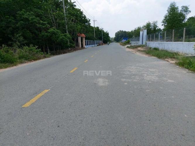 Đất nền Huyện Củ Chi Đất nền có sổ hồng riêng, diện tích 399m2 mặt tiền đường Võ Thị Bàng.