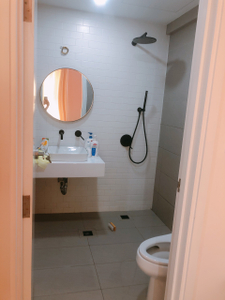 Nhà vệ sinh Saigon South Residence Căn hộ Saigon South Residence tầng 21, thiết kế kỹ lưỡng, đầy đủ nội thất.