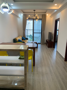 Nội thất Saigon South Residence Căn hộ Saigon South Residence tầng 12 thiết kế hiện đại, có ô để xe hơi.