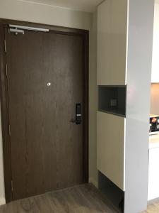 Phòng khách Masteri An Phú Quận 2 Căn hộ Masteri An Phú hướng ban công tây bắc đầy đủ nội thất diện tích 69.9m².