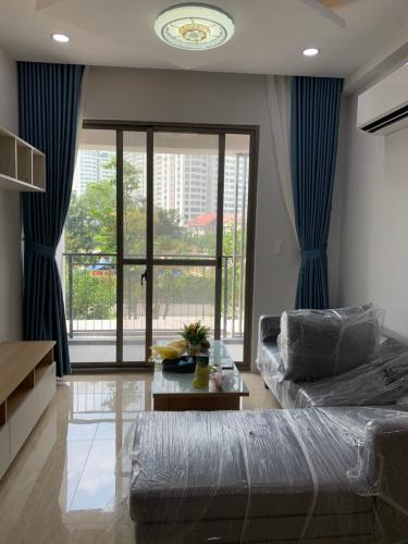 phòng khách Cho thuê căn hộ Saigon South Residence 3PN, tầng thấp, DT 100m2, đầy đủ nội thất