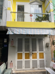 Nhà phố đường Phạm Văn Chí thiết kế 3.5 tấm đúc kiên cố.