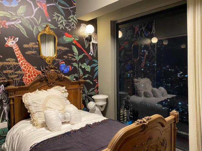 Phòng ngủ căn hộ Gateway Thảo Điền, Quận 2 Căn hộ Gateway Thảo Điền nội thất nhập khẩu, được đăng trên tạp chí Elle Decoration 2019