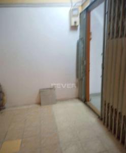 Cửa trước chung cư Hiệp Bình Chánh, Thủ Đức Căn hộ chung cư Hiệp Bình Chánh hướng Tây, không có nội thất