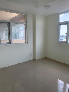 Không gian căn hộ Hoàng Kim Thế Gia, Bình Tân Căn hộ Hoàng Kim Thế Gia view thành phố sầm uất, nội thất cơ bản.