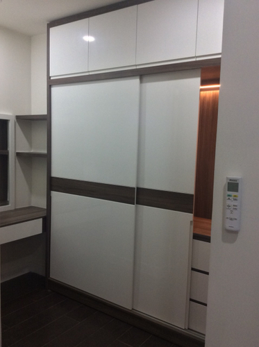 Căn hộ The Sun Avenue, Quận 2 Căn hộ The Sun Avenue tầng  15 có 3 phòng ngủ, đón view thoáng mát.