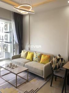 Căn hộ Sunrise Riverside tầng 18 cửa hướng Đông Nam, đầy đủ nội thất.