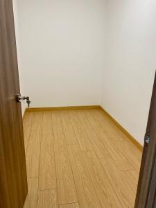 Căn hộ Sunwah Pearl, Bình Thạnh Căn hộ Sunwah Pearl tầng 35, đón view toàn thành phố tuyệt đẹp.