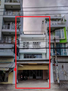 Nhà phố Quận 4 Nhà phố thiết kế 1 trệt, 1 lửng, 1 lầu và sân thượng, không có nội thất.