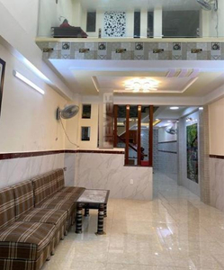 Nhà phố Quận Gò Vấp Nhà phố hẻm xe hơi đường Nguyễn Văn Khối, diện tích 70m2 vuông đẹp.