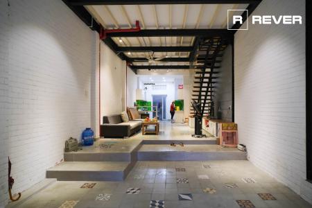 Phòng khách nhà  phố quận Bình Thạnh Bán nhà hẻm Q. Bình Thạnh, diện tích 4.7x17.7m, sổ hồng chính chủ.