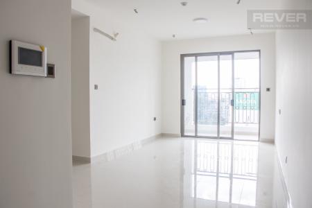 Phòng khách căn hộ Saigon Royal Căn hộ Saigon Royal 2 phòng ngủ cửa hướng Đông Nam, view Bitexco.