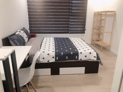 Căn hộ Kingdom 101, Quận 10 Căn hộ Kingdom 101 tầng 9 thiết kế 2 phòng ngủ, không gian thoáng đãng.