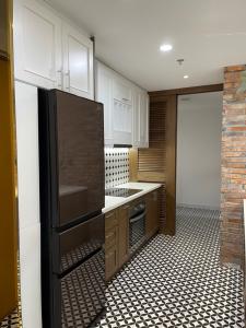 Phòng bếp căn hộ Duplex Masteri Thảo Điền, Quận 2 Căn hộ Duplex Masteri Thảo Điền nội thất đầy đủ, view đón gió.