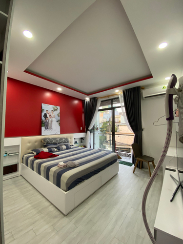 Nhà phố Quận Thủ Đức Nhà phố thiết kế 2 tầng đúc chắc chắn, cách chợ Thủ Đức chỉ 1km.