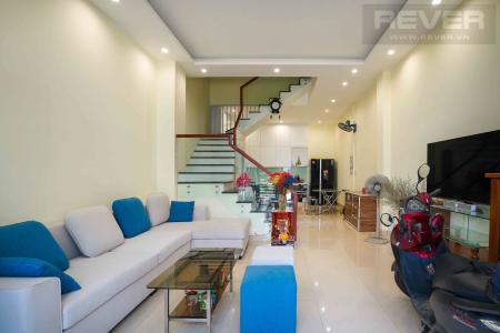 Phòng khách nhà phố Quận 9 Bán nhà 4 tầng đường Gò Cát, Quận 9, sổ hồng, nội thất cơ bản, hướng cửa Đông Bắc