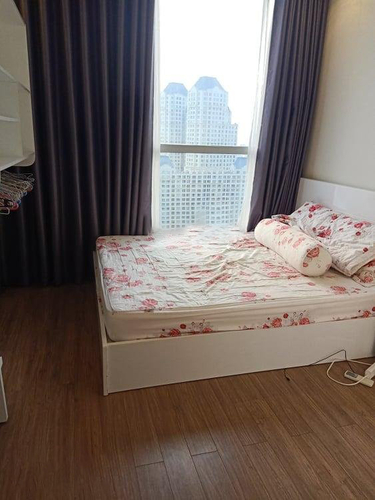 Căn hộ Vinhomes Central Park, Quận Bình Thạnh Căn hộ Vinhomes Central Park tầng 18 diện tích 81m2, đầy đủ nội thất.