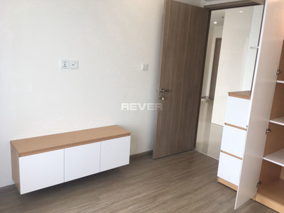 Căn hộ Vinhomes Grand Park, Quận 9 Căn hộ Vinhomes Grand park tầng trung, view sông đón gió thoáng mát.