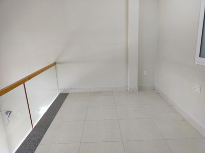 Nhà phố Quận 9 Nhà phố thiết kế 1 trệt, 1 lầu cửa hướng Đông Bắc có 2 mặt hẻm trước sau.