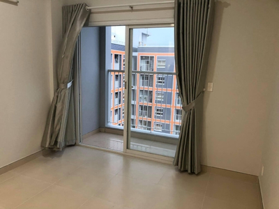 Căn hộ Carillon 7, Quận Tân Phú Căn hộ Carillon 7 tầng 23 thiết kế 3 phòng ngủ, nội thất cơ bản.