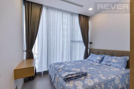 Phòng ngủ căn hộ Vinhomes Golden River Căn hộ Vinhomes Golden River hướng Đông Bắc, diện tích 78,5 m²
