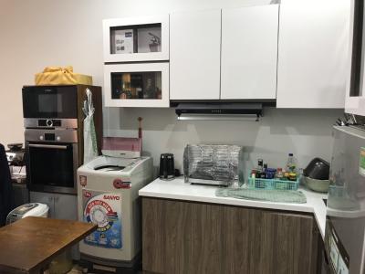 bếp căn hộ The Sun Avenue Office-tel The Sun Avenue nội thất cơ bản diện tích 49m²