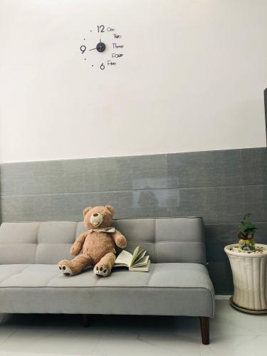 Nội thất nhà phố Quận 12 Nhà phố 2 mặt tiền hẻm Quận 12 hướng Đông Nam, diện tích 38.1m2.