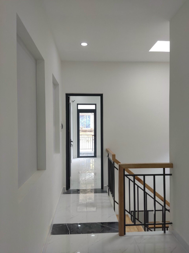 Nhà phố Quận Thủ Đức Nhà phố thiết kế 1 trệt, 1 lầu cửa hướng Bắc, đón gió mát quanh năm.