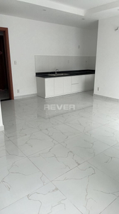 Căn hộ Conic Riverside, Quận 8 Căn hộ Conic Riverside view nội khu hồ bơi, nội thất cơ bản.