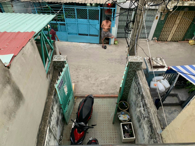 Nhà phố Quận 6 Nhà phố cửa hướng Đông Nam, diện tích 54.2m2 có sổ hồng riêng.