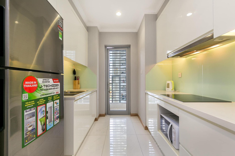 Căn hộ Vinhomes Central Park, Quận Bình Thạnh Căn hộ Vinhomes Central Park tầng 9 diện tích 81.6m2, đầy đủ nội thất.